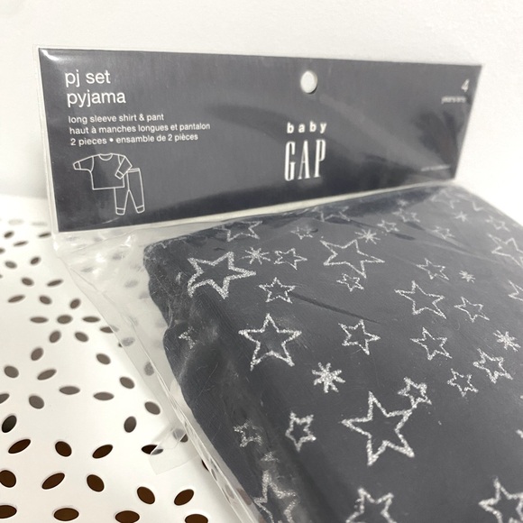 Navy blue star pajamas, baby GAP - Picture 1 of 6